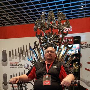 Meet your Posher, Alex